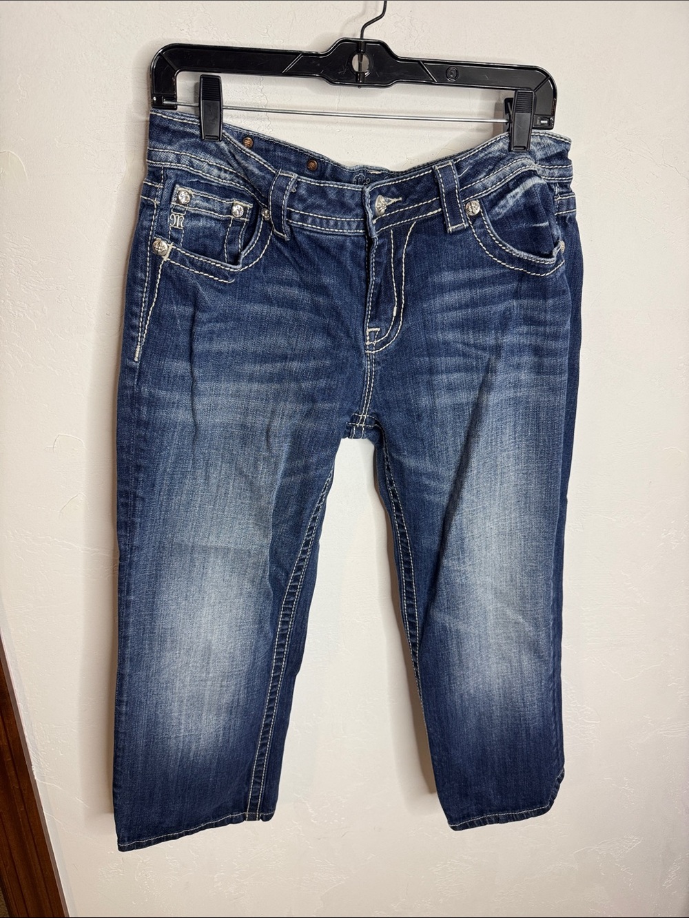 Miss Me Jest69DC2 Women’s Dark Blue Cropped Jeans - Classic Faded Denim Size 31